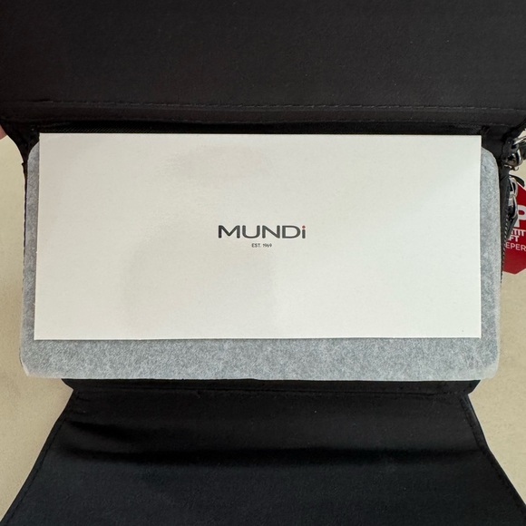 Mundi Wallet - Picture 3 of 5